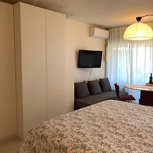 Appartement Brigitte Centre Tropez Parking Piscine Wifi Vue