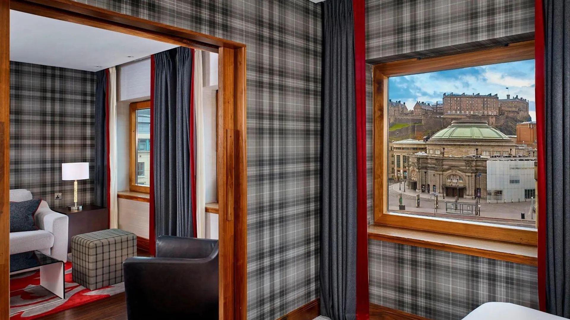 Sheraton Grand Hotel & Spa Edinburgh 5*,  United Kingdom