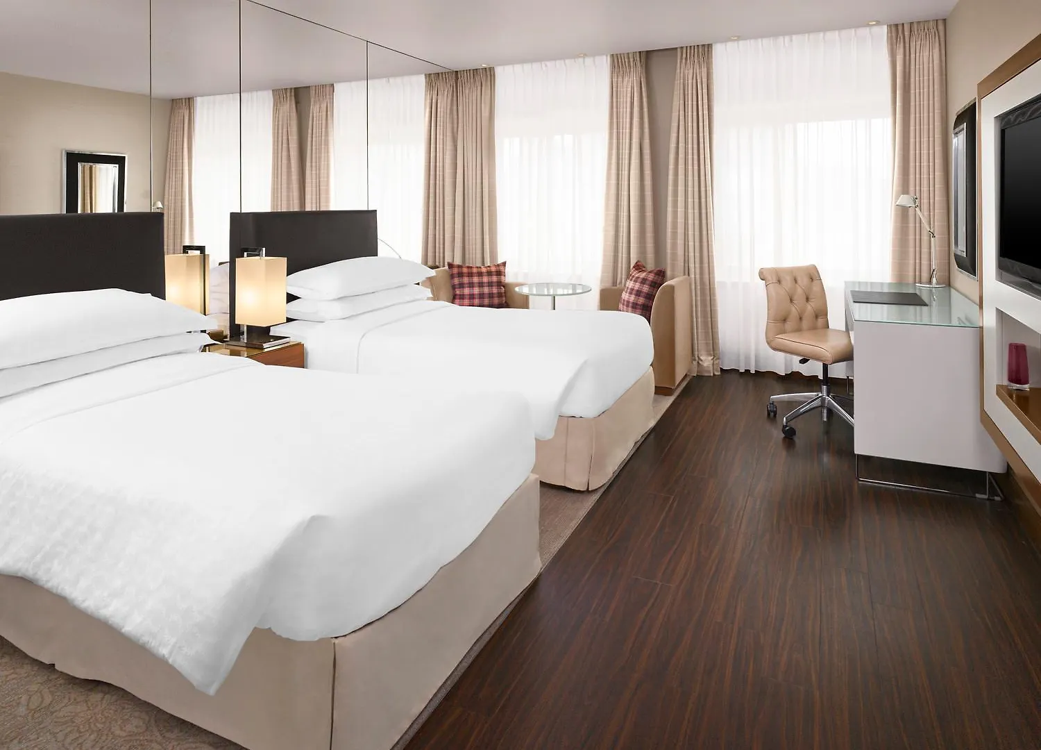*****  Sheraton Grand Hotel & Spa Эдинбург Великобритания