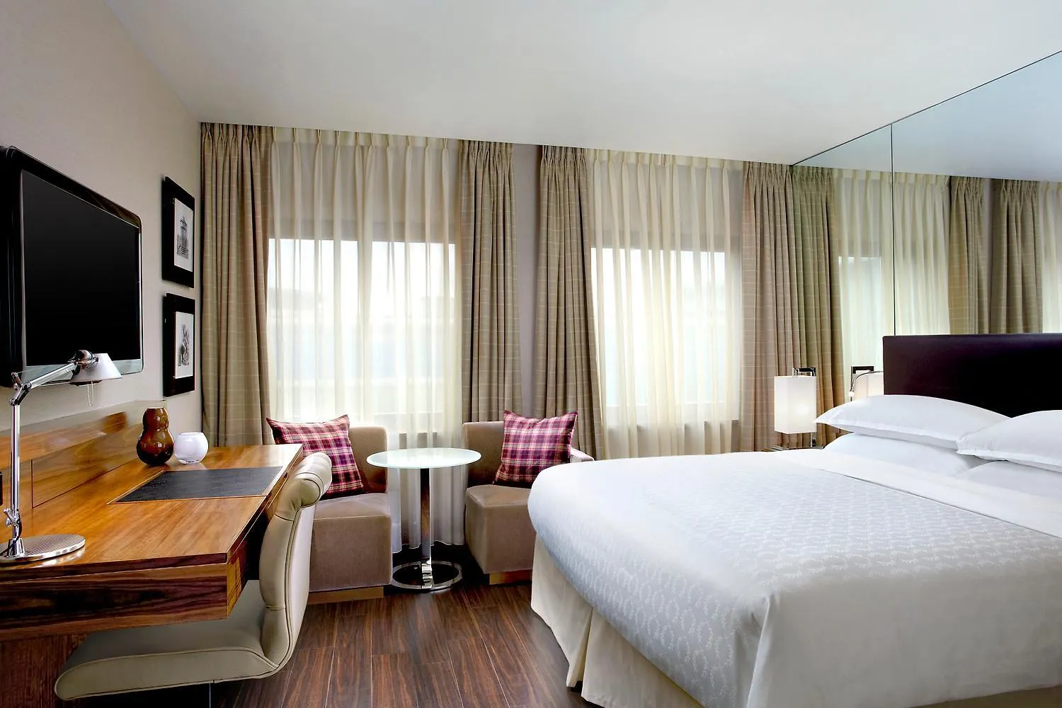 Sheraton Grand Hotel & Spa Эдинбург