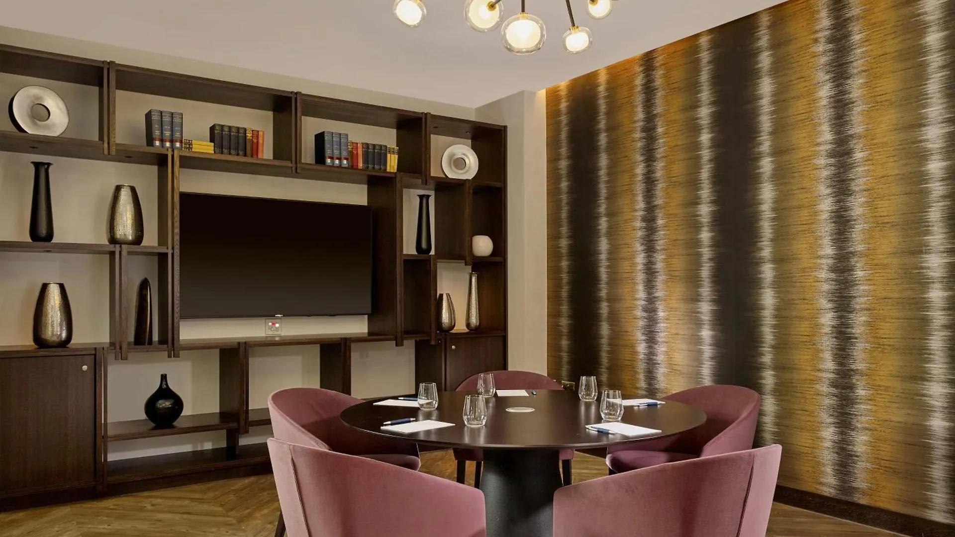 Sheraton Grand Hotel & Spa Эдинбург